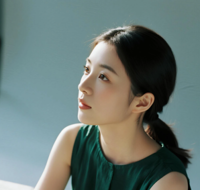AI清新治愈电脑桌面壁纸 | 墨绿穿搭自然恬静8K超高清无水印套图