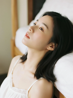 AI人像女生高清图集 | 慵懒松弛唯美套图